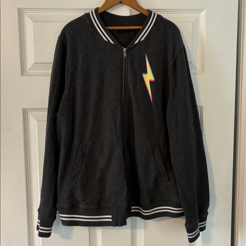 Torrid Lovesick Charcoal Gray Fleece Jacket Size 2 Skulls Bolts Full Zip - Picture 2 of 11